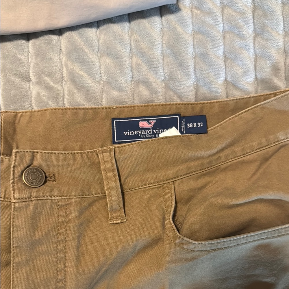 Vineyard Vines Men's Khaki Chinos